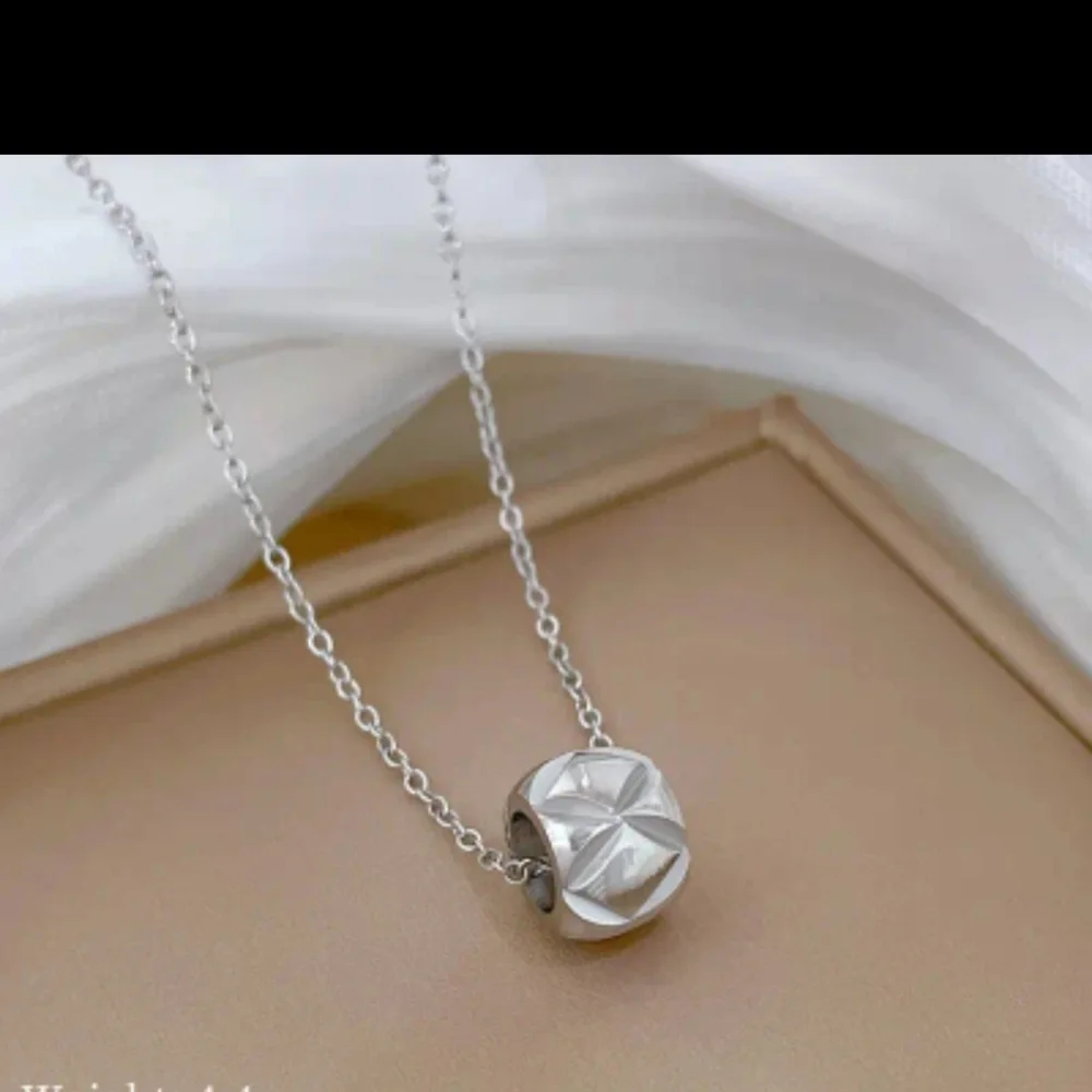 Silver necklace Pendant